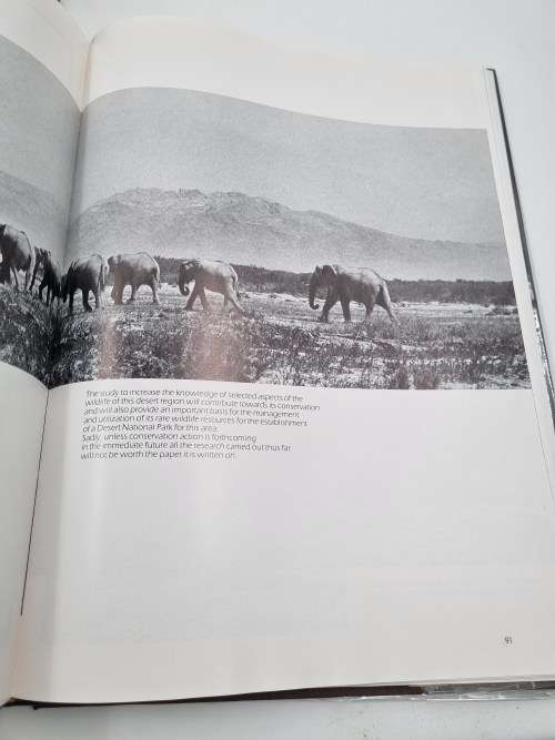 Twilight of the Giants by Clive Walker | Excellent condition and great photos