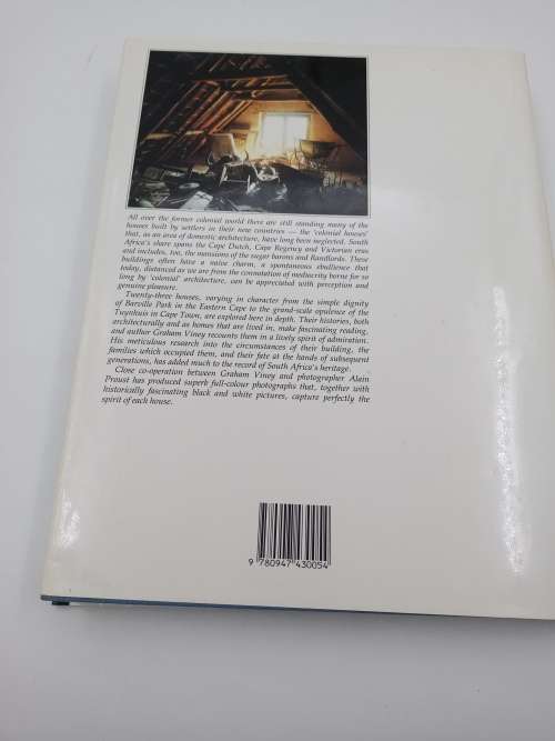 Colonial Houses of Africa by Graham Viney and Alain Proust | Hardcover in slipcase