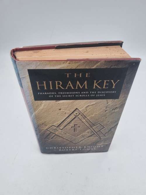 The Hiram Key - Pharaohs, Freemasons and the Discovery of the Secret Scrolls of Jesus | Hard cover