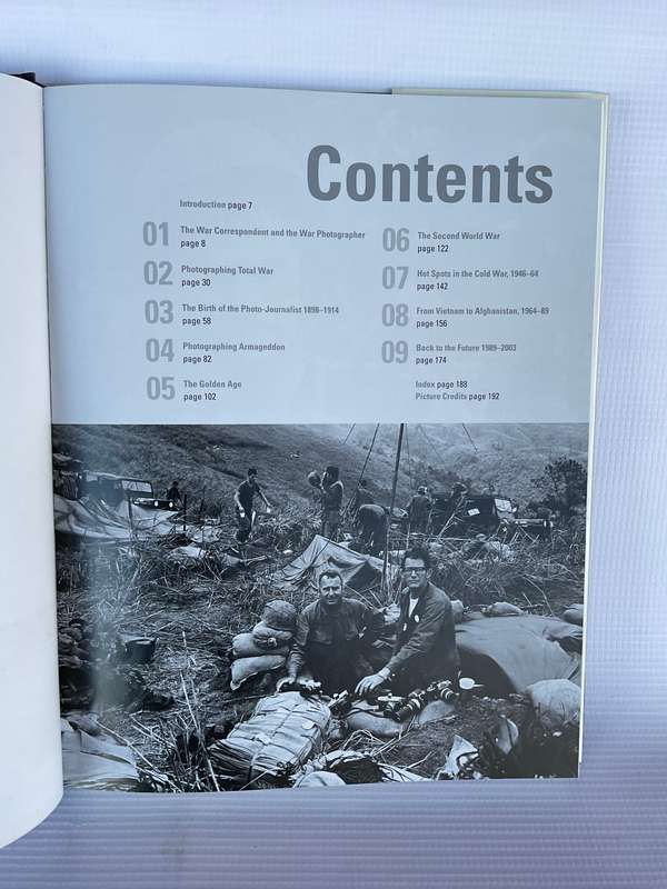 War : A History in Photographs - Duncan Anderson