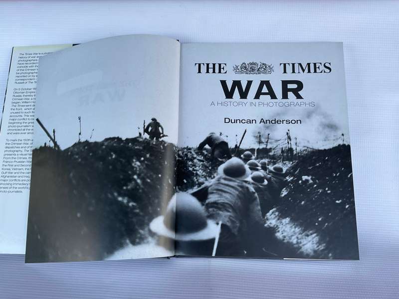 War : A History in Photographs - Duncan Anderson