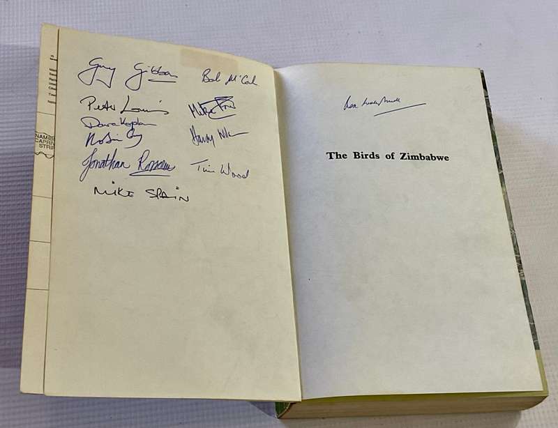 The Birds of Zimbabwe by Michael P Stuart Irwin Soft Cover 1987 | Rhodesiana