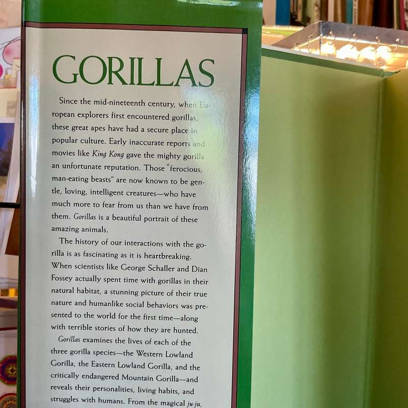 Gorillas by Sara Godwin and Gerry Ellis | Bridging the Gap Between Man and Ape