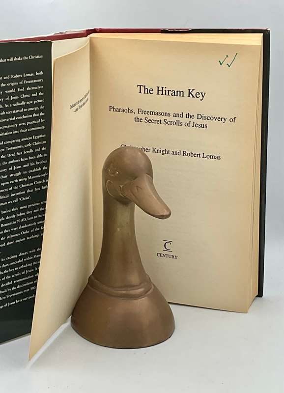 The Hiram Key - Pharaohs, Freemasons and the Discovery of the Secret Scrolls of Jesus | Hard cover