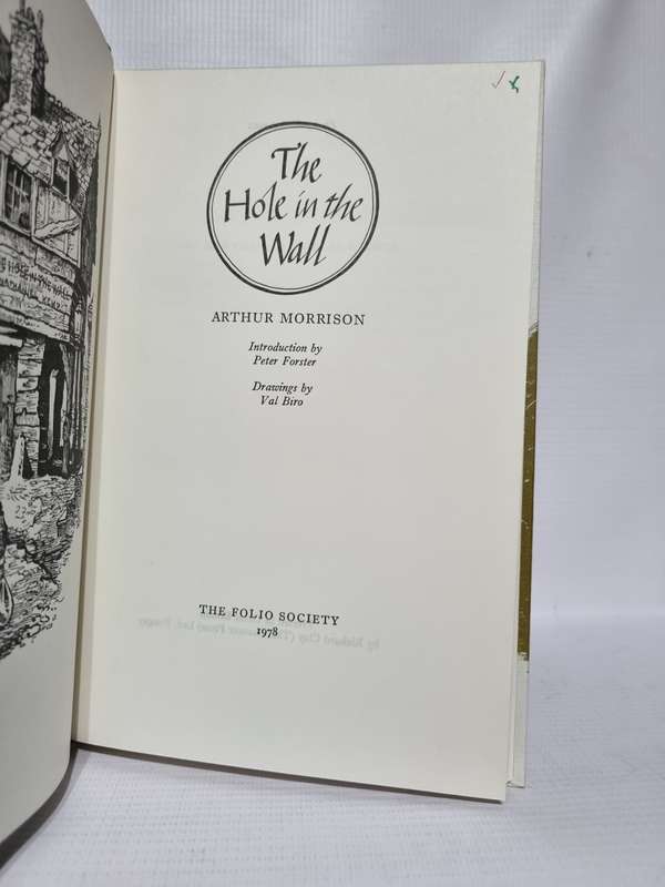 The Hole in the Wall - Arthur Morrison   | Folio Society
