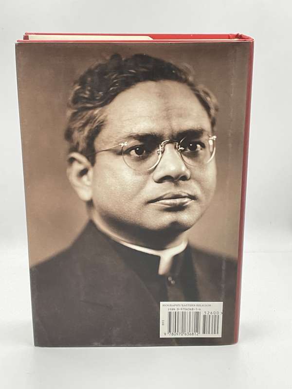 A Heart Poured Out: A Story of Swami Ashokananda - Sister Gargi