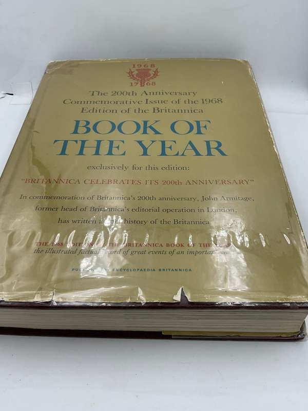 Britannica Book of the Year 1968 The 200th Anniversary Commemorative Issue