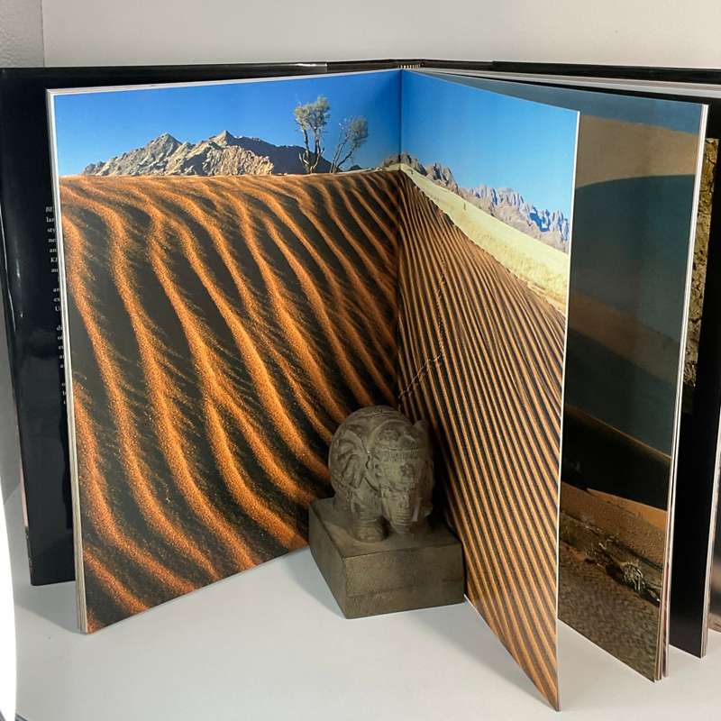 Southern Africas Beautiful Deserts: The Big Picture - Heinrich van den Berg