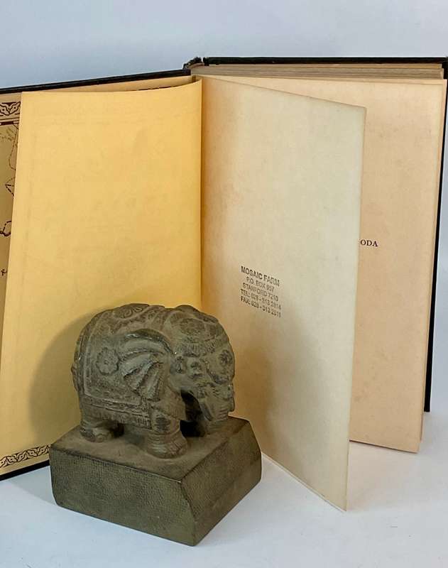 India: Land of the Black Pagoda - Lowell Thomas | First Edition 1930 with great photos