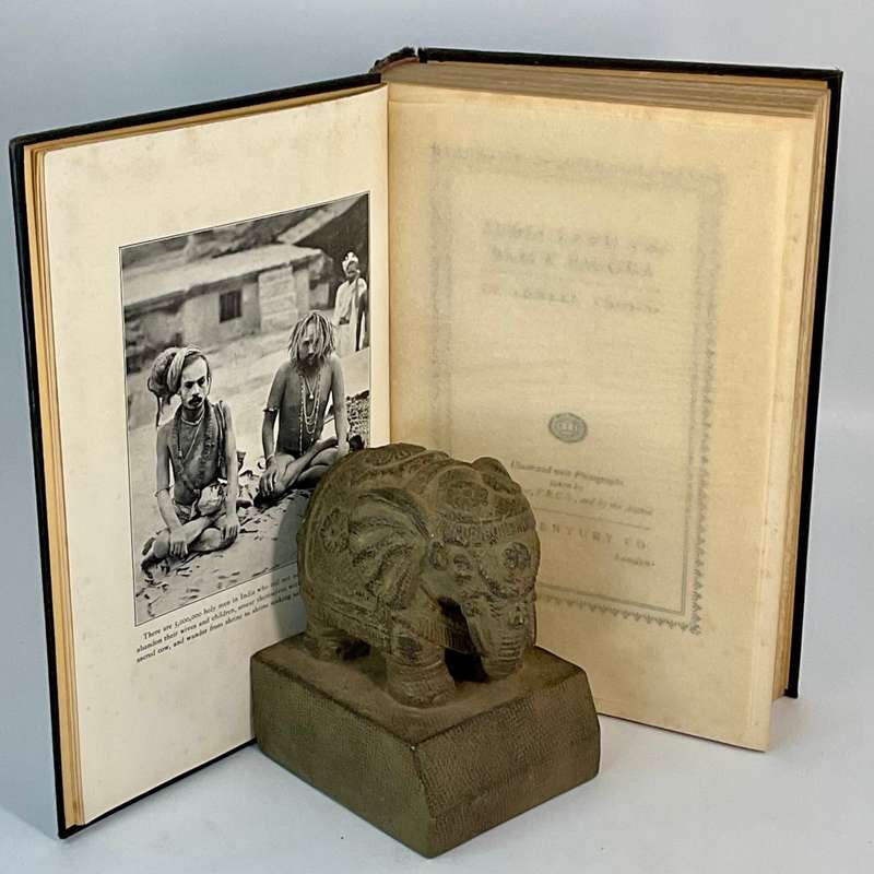 India: Land of the Black Pagoda - Lowell Thomas | First Edition 1930 with great photos