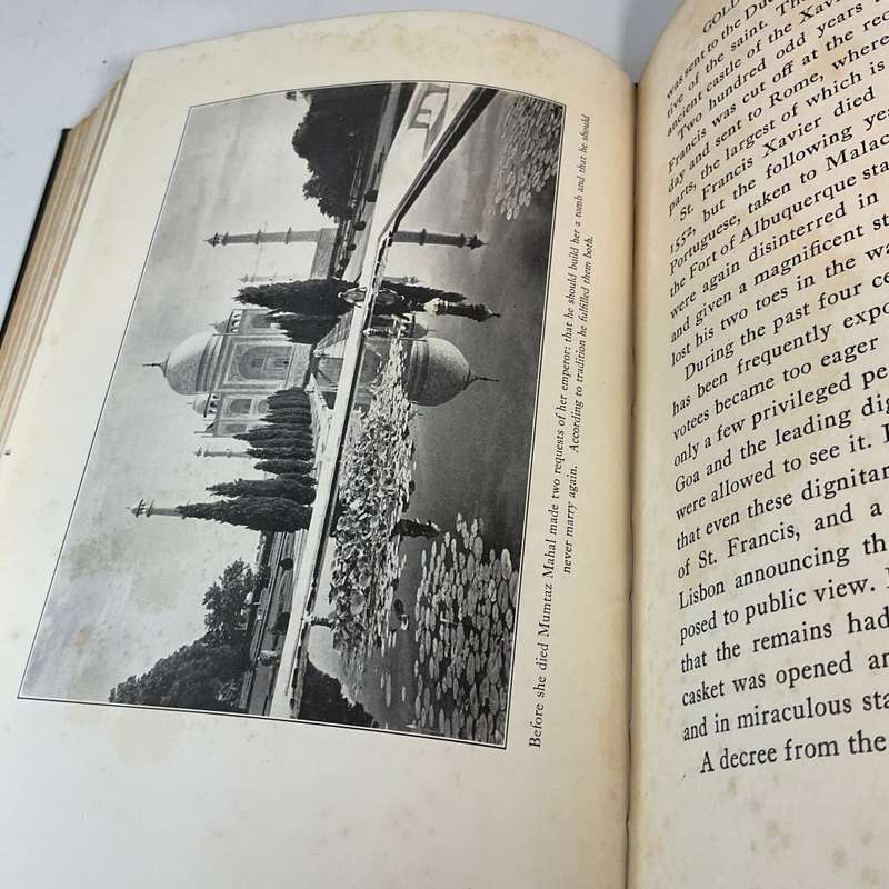 India: Land of the Black Pagoda - Lowell Thomas | First Edition 1930 with great photos