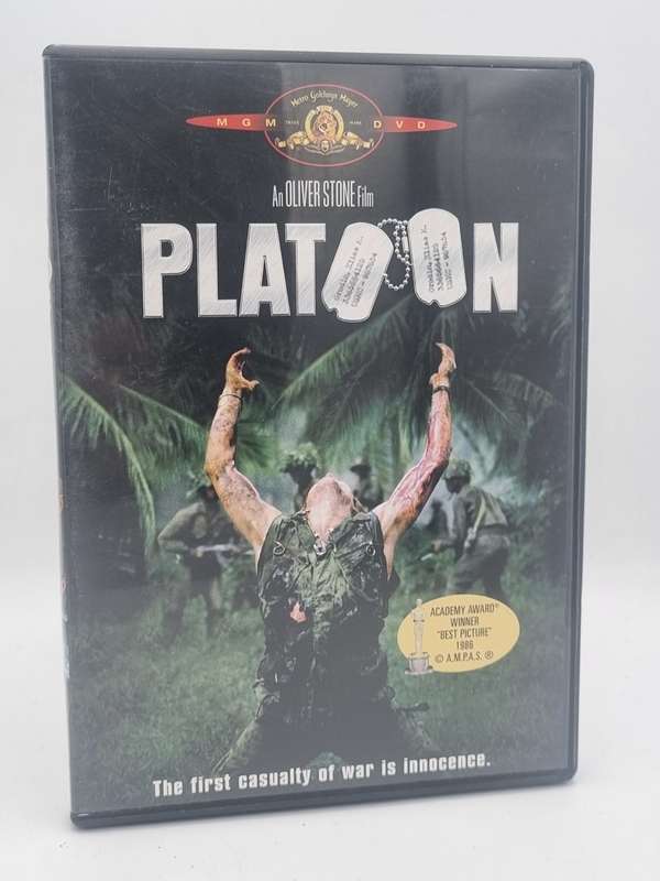 Platoon DVD - Tom Berenger, Willem Dafoe & Charlie Sheen