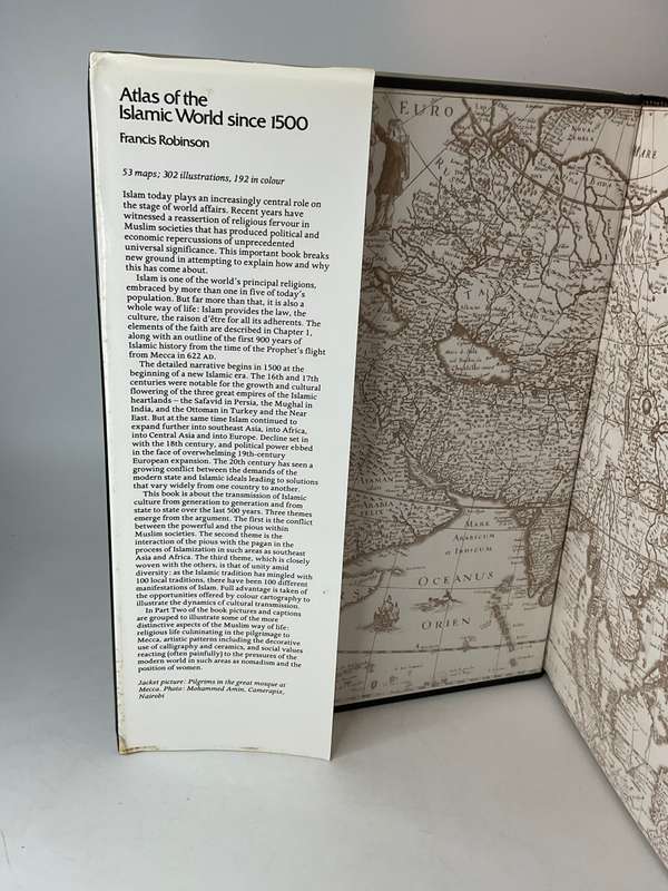 Atlas of the Islamic world since 1500 - Francis Robinson