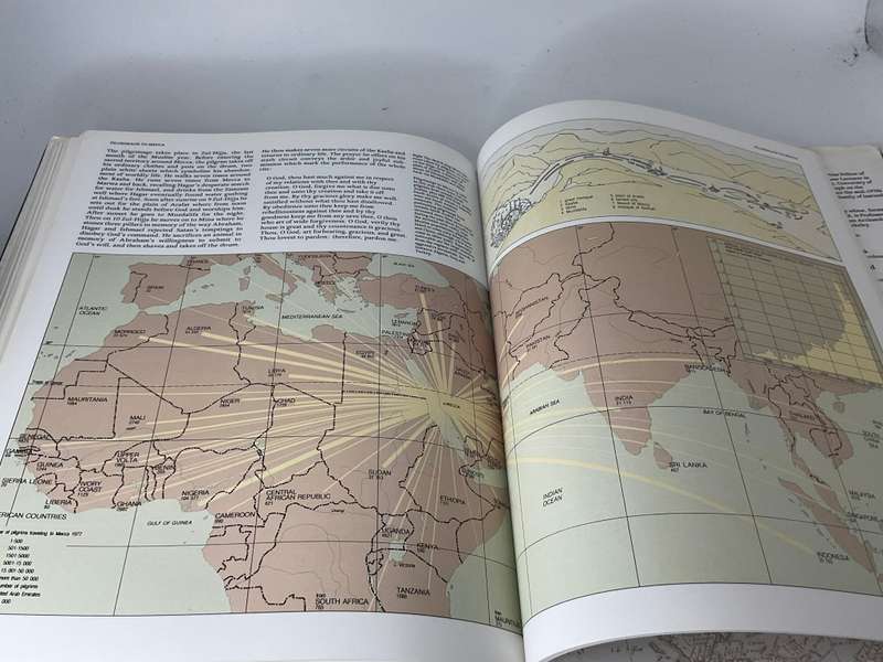Atlas of the Islamic world since 1500 - Francis Robinson