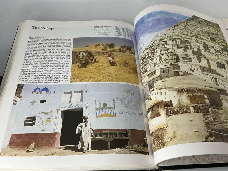 Atlas of the Islamic world since 1500 - Francis Robinson