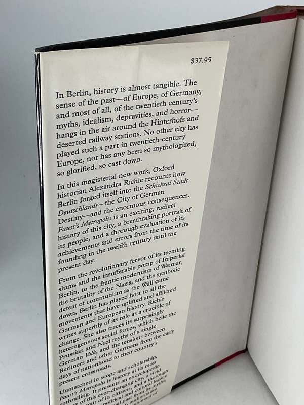 Faust's Metropolis: A History of Berlin by Alexandra Richie