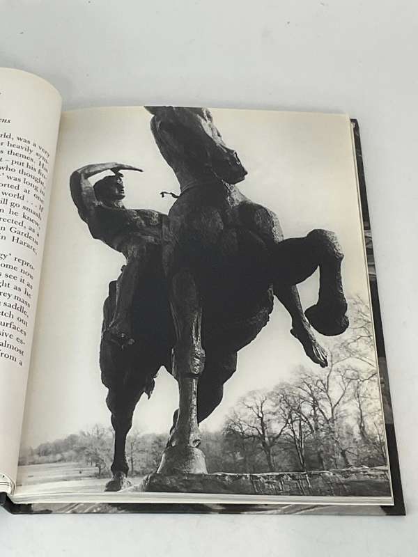 The Immortals - Londons Finest Statues - Blundell & Hudson