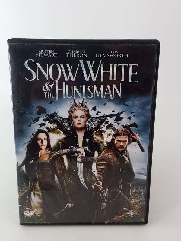 Snow White and the Huntsman DVD - Kirsten Stewart & Charlize Theron