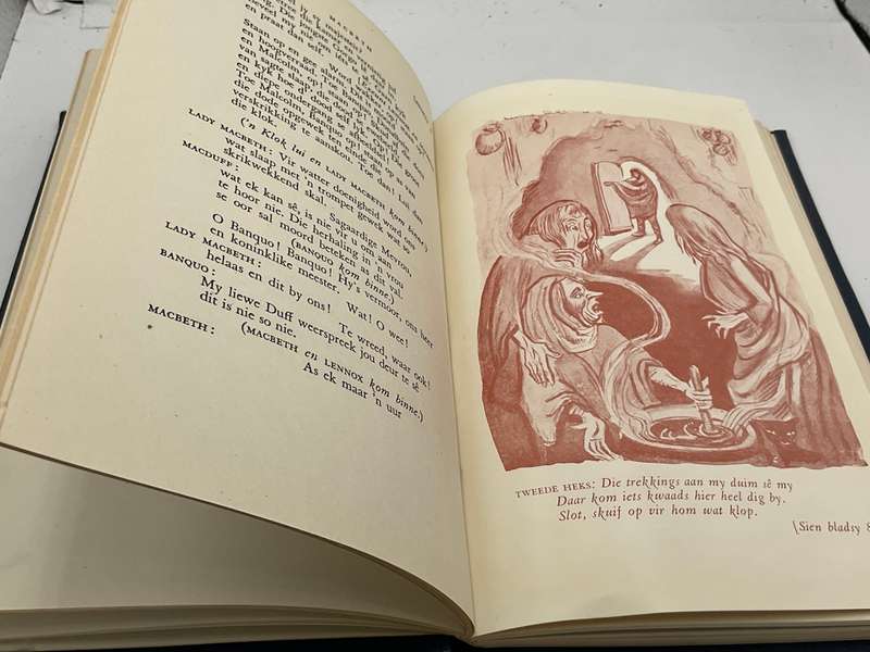 MACBETH deur William Shakespeare Vertaling: L.I. Coertze Eerste uitgawe 1948