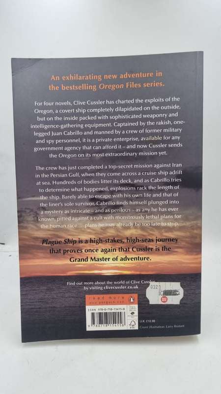 Plague Ship - Clive Cussler | Large Format