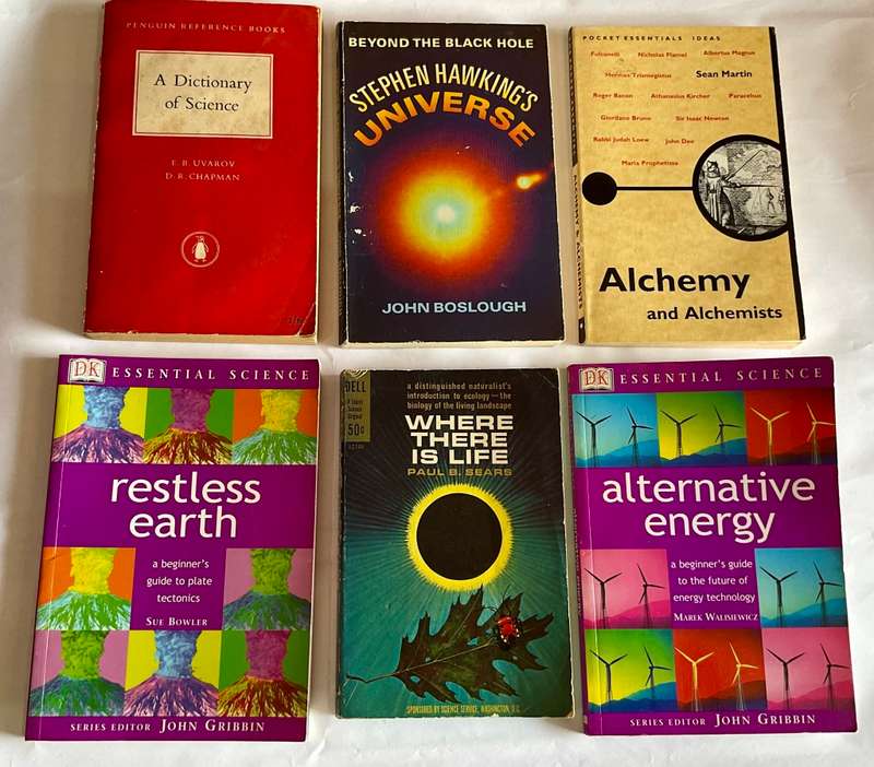 Collection Science Books ~ Stephen Hawkins, Dictionary, Alchemy...