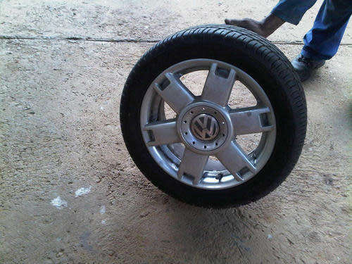 VW velocity center caps