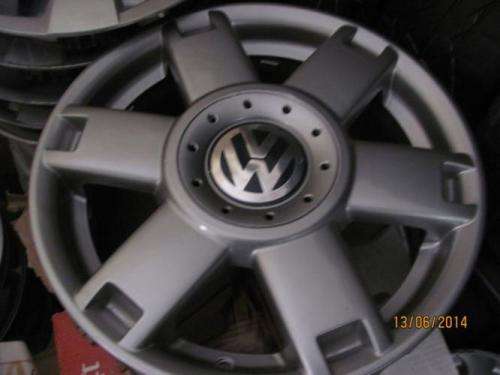 VW velocity center caps