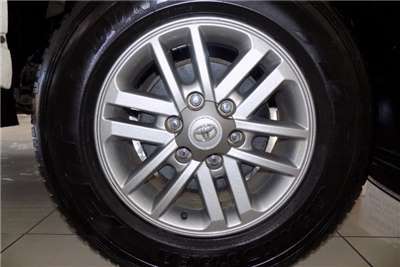 Toyota Hilux centre caps