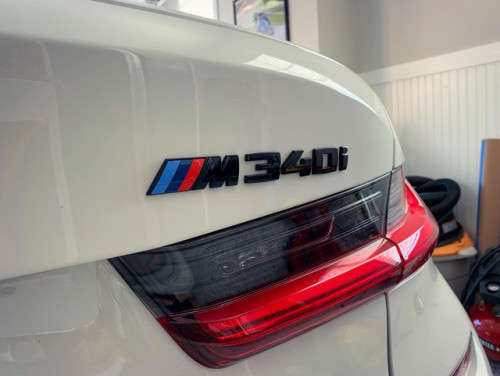 BMW new font style labels