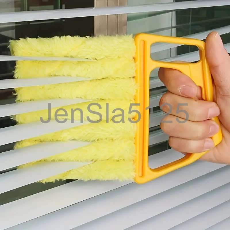 7 Finger Microfiber Blinds Cleaner