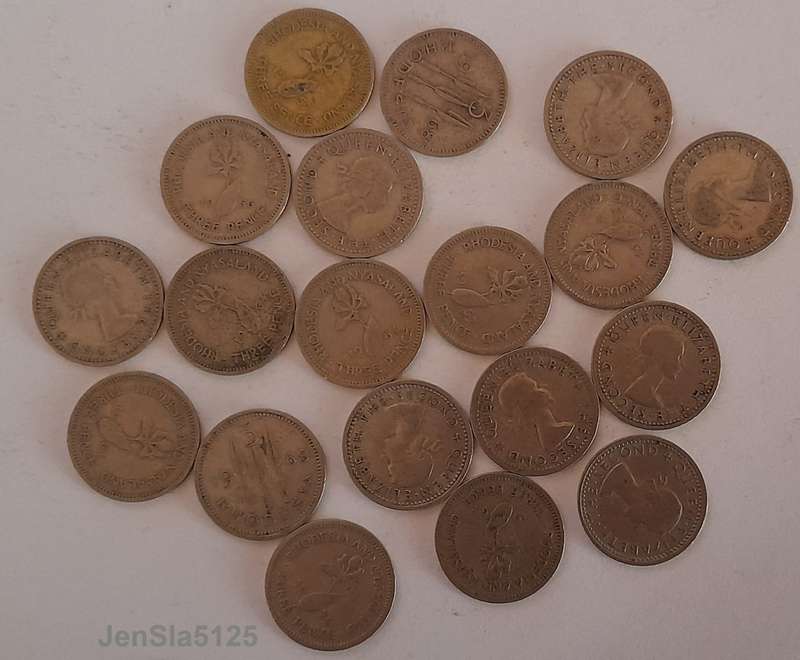HUGE LOT OF 175 OLD SOUTH AFRICAN COINS, RHODESIA & BRITTISH COINS
