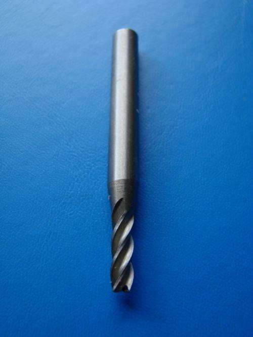 BRAND NEW 4mm 4 FLUTE HSS END MILL : STRAIGHT SHANK