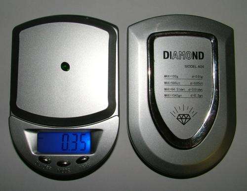 BRAND NEW MOST SUITABLE DIAMOND CARAT SCALE FOR GEMSTONES. 0.01 ACCURACY