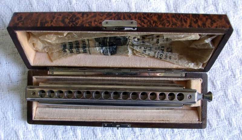 Hohner 64 Chromonica 4 Chromatic Octaves Professional Harmonica Model #280 in C, original box