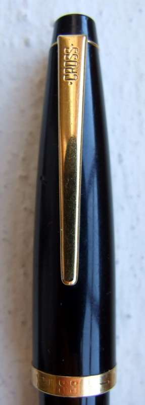 CROSS SOLO FOUNTAIN PEN, BLACK WITH GOLD TRIM, B NIB