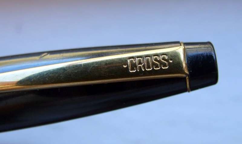 CROSS SOLO FOUNTAIN PEN, BLACK WITH GOLD TRIM, B NIB