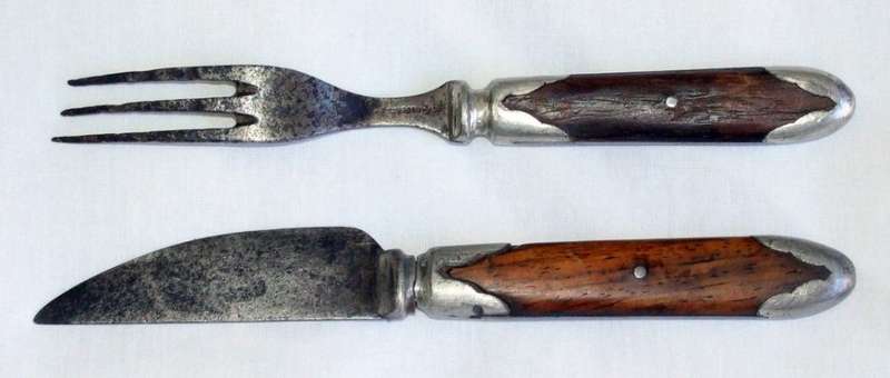 ANTIQUE RODGERS & SONS EARLY VICTORIAN KNIFE AND 3 PRONG FORK