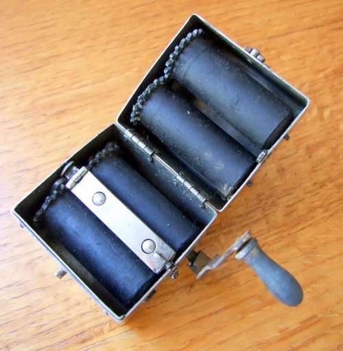 Antique German ROLLFIX Safety Razor Blade Sharpener - Rare!