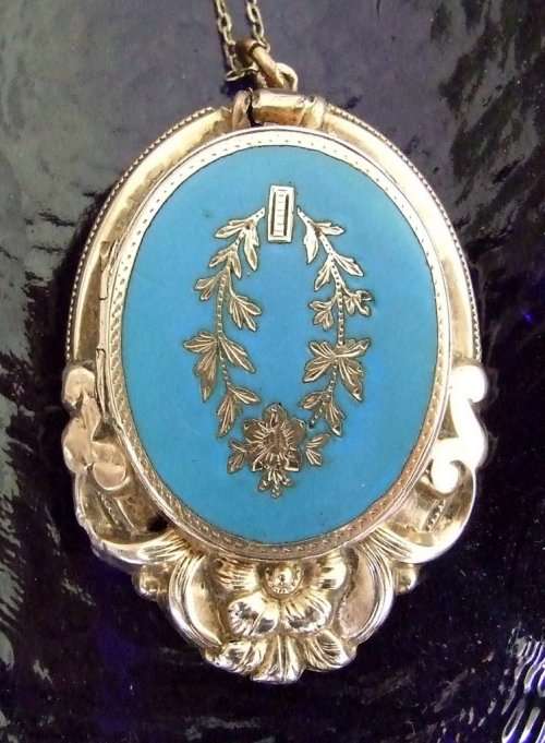 Beautiful Antique Mourning Pendant and Chain, Pinchbeck or gold and enamel, distressed.