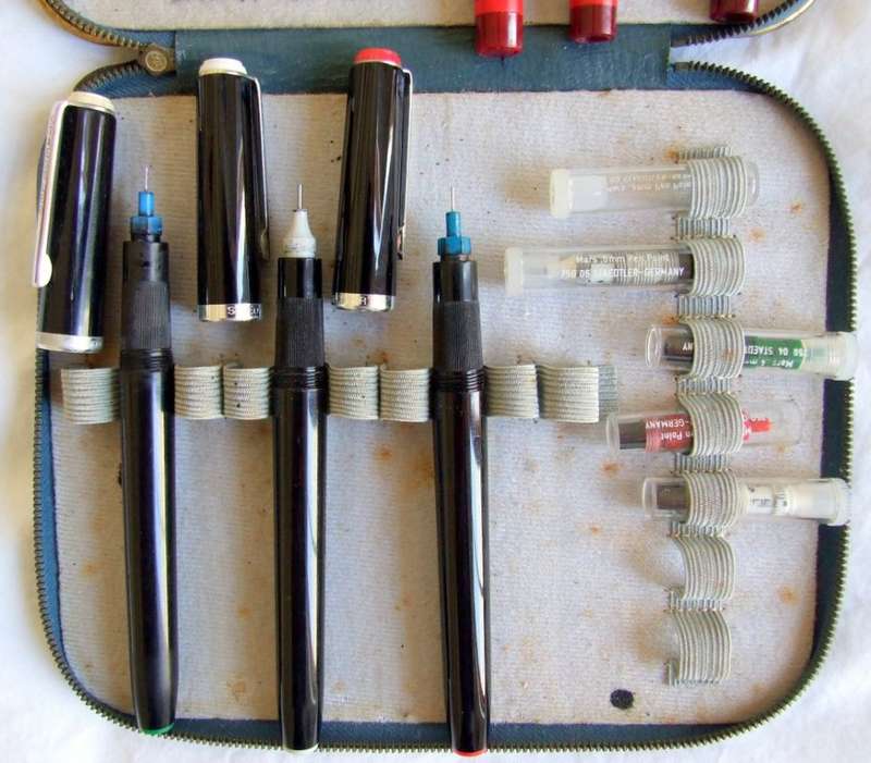 Set of 3 STAEDTLER & 3 ROTRING drawing pens with 8 nibs in Staedtler Case