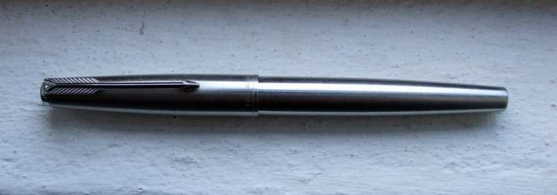 DOUBLE JEWEL PARKER 61 FLIGHTER, MADE IN ENGLAND, CONVERTER FILL, GOOD WORKING CONDITION.