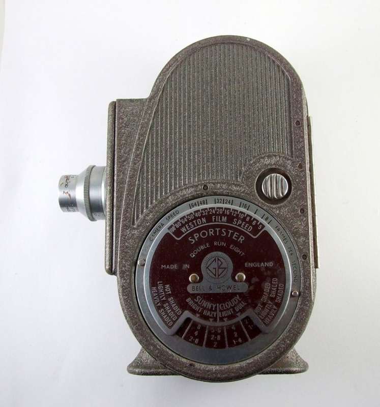 Excellent BELL & HOWELL "Double Run" 8mm Multi Speed SPORTSTER Movie Camera WORKING with Carry Case