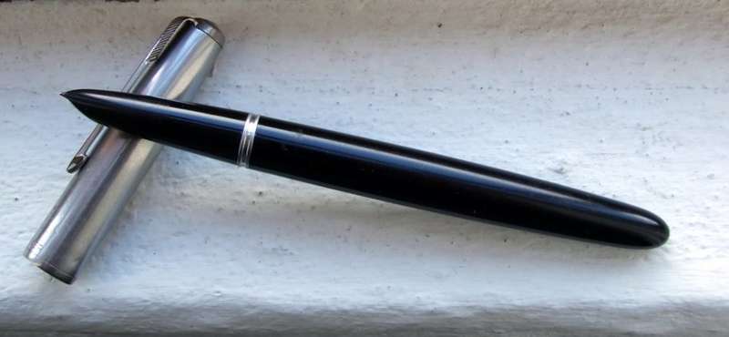 Vintage PARKER 51 in Parker Box, 14ct nib, working.