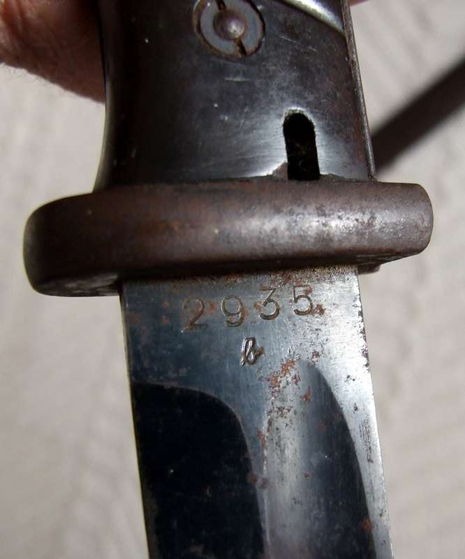 WW2 German K98 Bayonet, Scabbard and rare canvas Frock