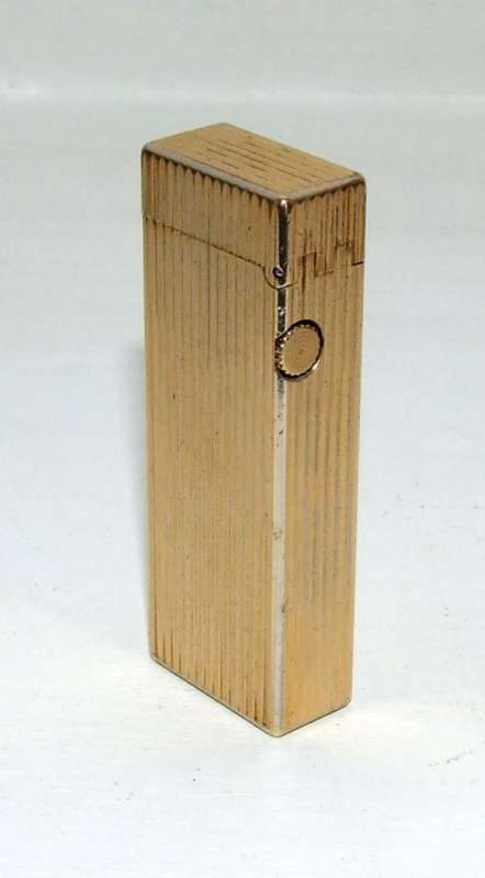 Vintage Gold Plated DUNHILL ROLLAGAS Cigarette Lighter in Working Condition.