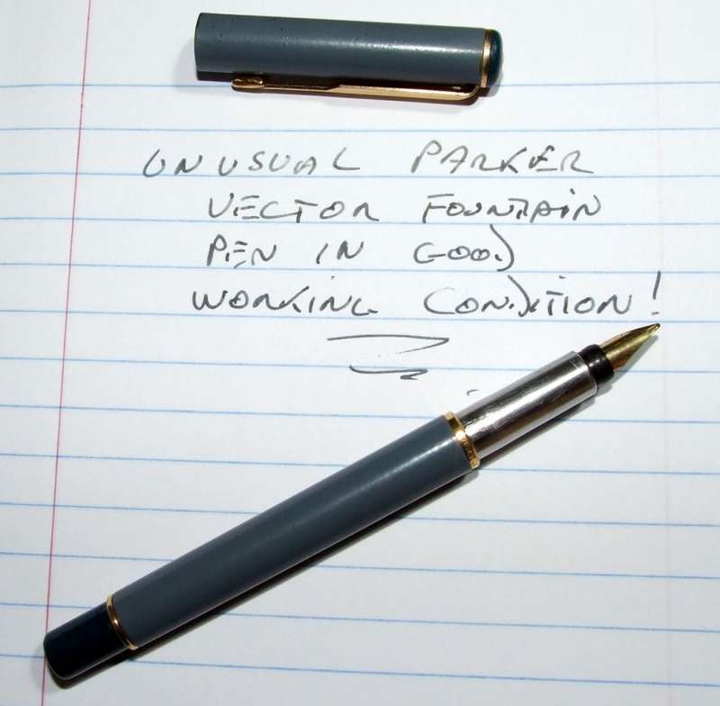 An unusual "feathered clip" gf PARKER VECTOR Fountain Pen in working condition.