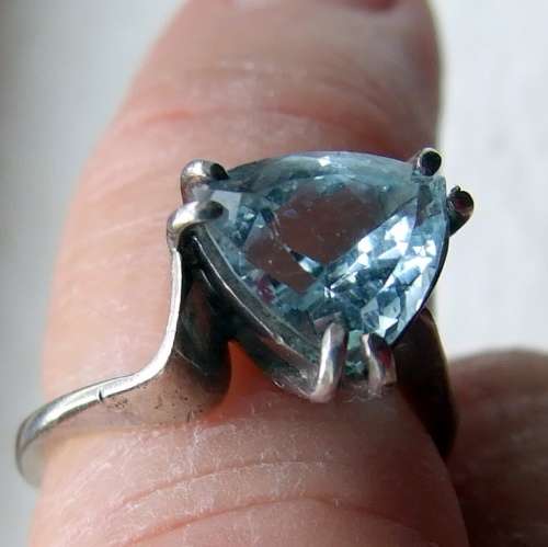 A beautiful & unusual studio designed vintage Aquamarine and silver ring