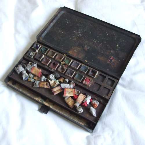 Very old Talens Rembrandt painting tin with old paints