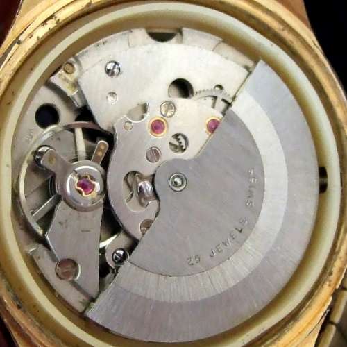 Working gold plated gents LANCO 25 jewel Automatic, date, original Maruman Flex band.