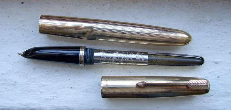 Vintage 14k gold filled Parker 51 fountain pen and pencil boxed set